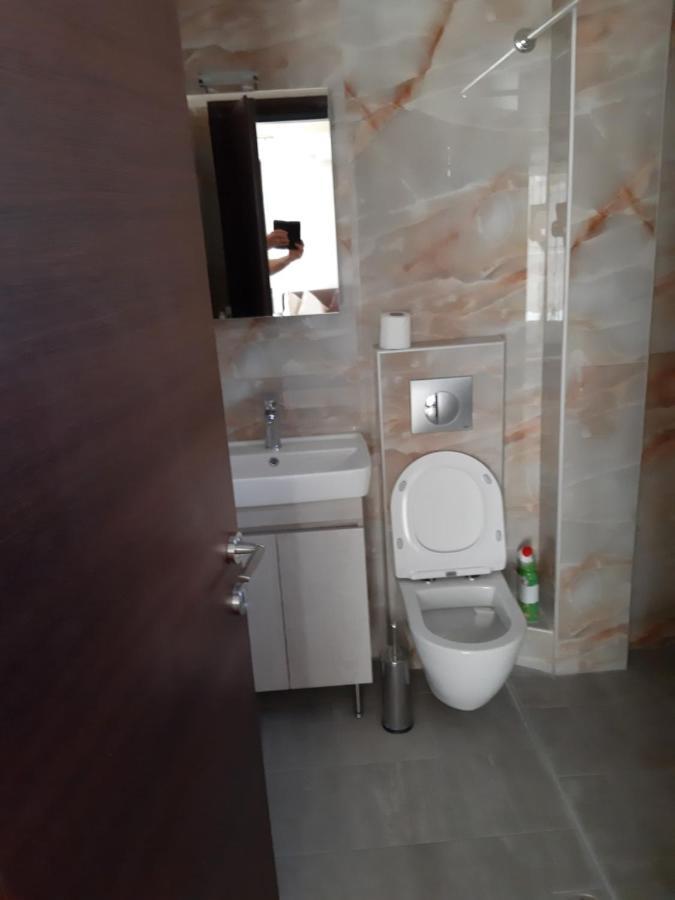 Kosmos Service Apartment City Center 1 With Additional Cost Parking テッサロニキ エクステリア 写真