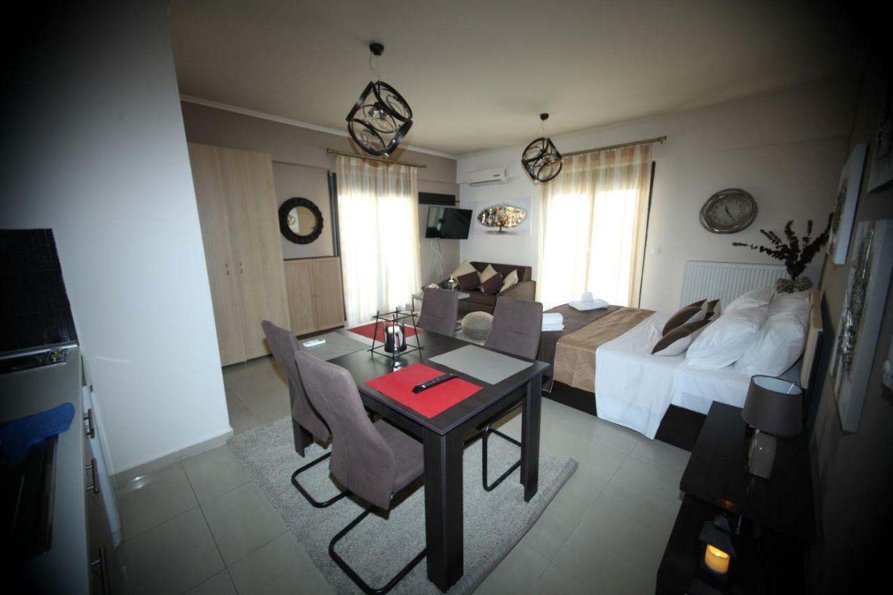 Kosmos Service Apartment City Center 1 With Additional Cost Parking テッサロニキ エクステリア 写真